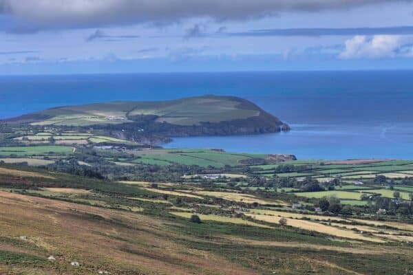 667b8956-886a-4e40-9c41-21c6e753c0f6